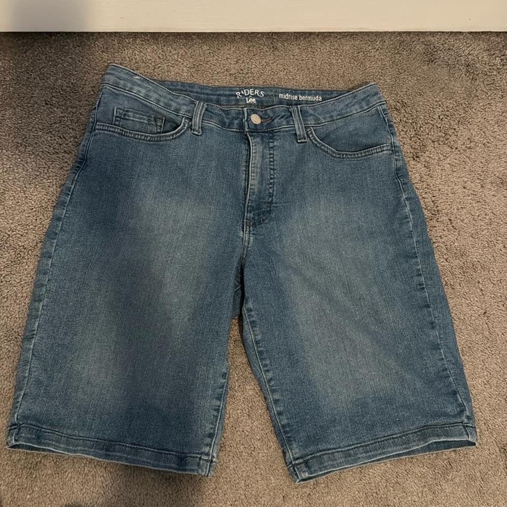 midrise bermuda jorts